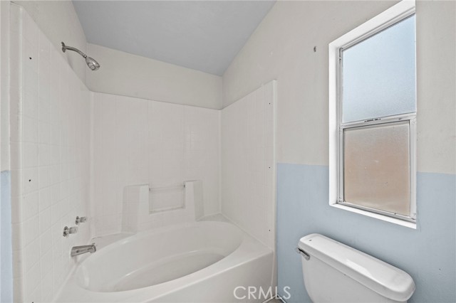 Detail Gallery Image 24 of 33 For 2140 Mentone Blvd. #73,  Mentone,  CA 92359 - 3 Beds | 2 Baths