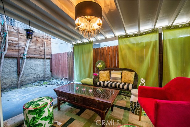 Detail Gallery Image 20 of 22 For 12442 Rye St, Studio City,  CA 91604 - 4 Beds | 2/1 Baths