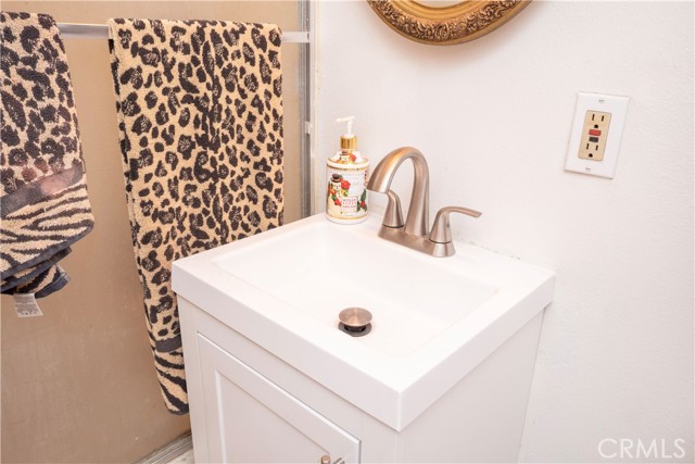 Detail Gallery Image 22 of 30 For 1114 E Lemon, Glendora,  CA 91741 - 4 Beds | 2 Baths