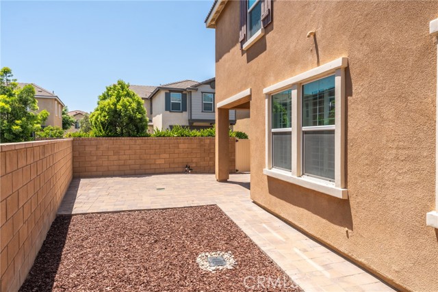 4775 S Bresse Paseo, Ontario CA: https://media.crmls.org/medias/2aebbc73-1f81-4227-9bf3-8e8a5b7c17d2.jpg