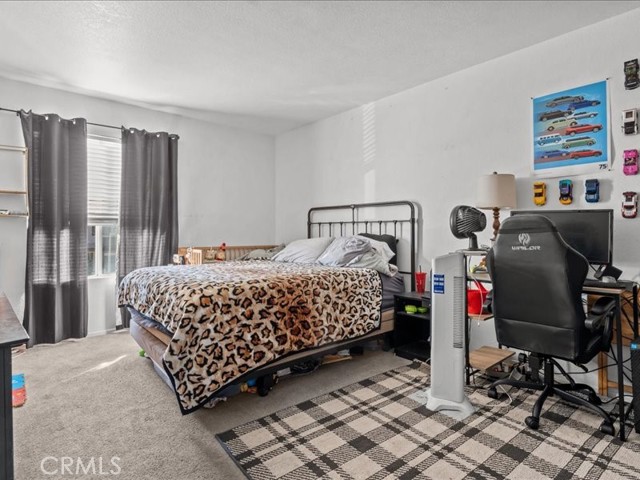 Image 24 of 39 For 528 Memphis Court