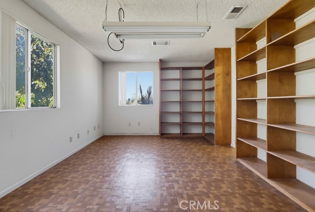 6491 East Saddle photo 33