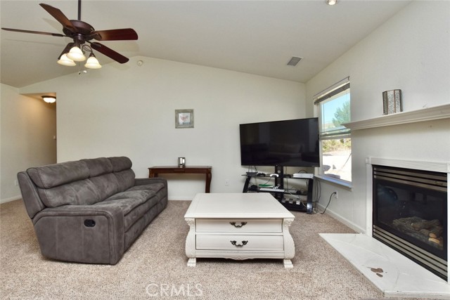 Detail Gallery Image 15 of 35 For 5895 Silverado Pl, Paso Robles,  CA 93446 - 3 Beds | 2 Baths