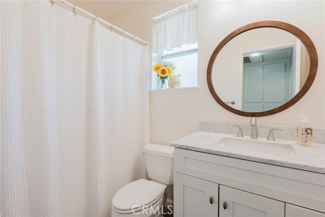 Detail Gallery Image 23 of 44 For 27224 Waterford Dr, Valencia,  CA 91354 - 3 Beds | 2/1 Baths