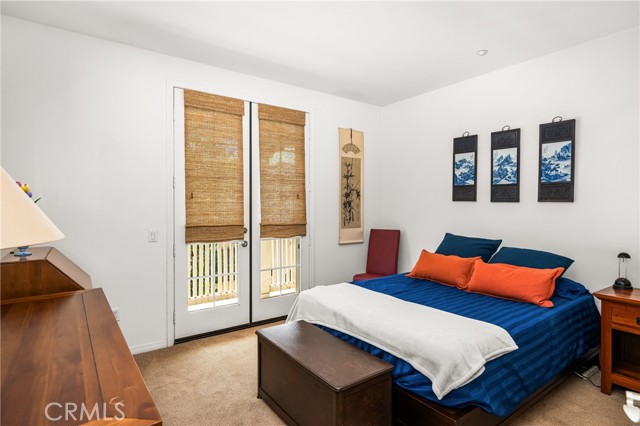 92 Chula Vista, Irvine CA: https://media.crmls.org/medias/2aed9e44-2d22-47be-aca0-81baf29aabfd.jpg