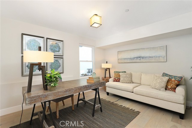 8 Bethpage Lane, Phillips Ranch CA: https://media.crmls.org/medias/2aedfbed-aef6-43b5-9cfe-c18cb3cc8d43.jpg