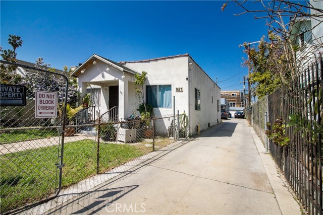 Image 2 for 957 N Ardmore Ave, Los Angeles, CA 90029