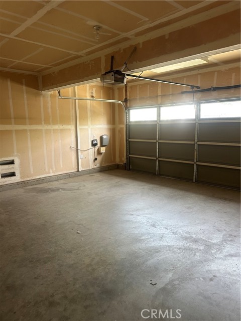 Detail Gallery Image 28 of 46 For 17385 Stone Celler Way, Lathrop,  CA 95330 - 4 Beds | 3 Baths