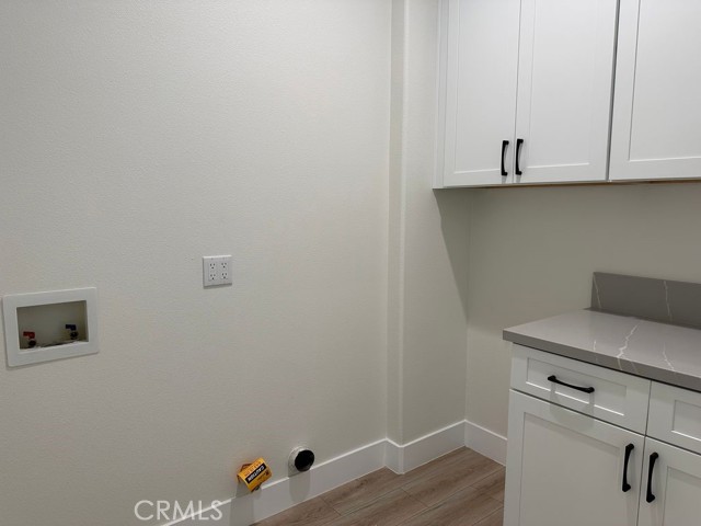 31909 Saint Joseph Ln, Stanton CA: https://media.crmls.org/medias/2aef3bdb-9917-40b7-ad8e-873324691d04.jpg