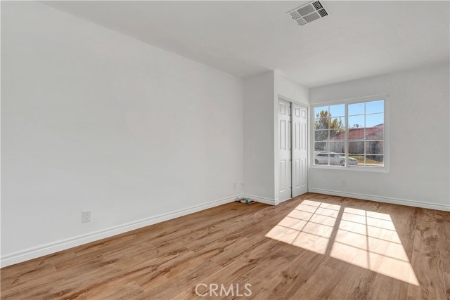 Detail Gallery Image 30 of 44 For 2031 Thomas Dr, Lancaster,  CA 93535 - 5 Beds | 2 Baths