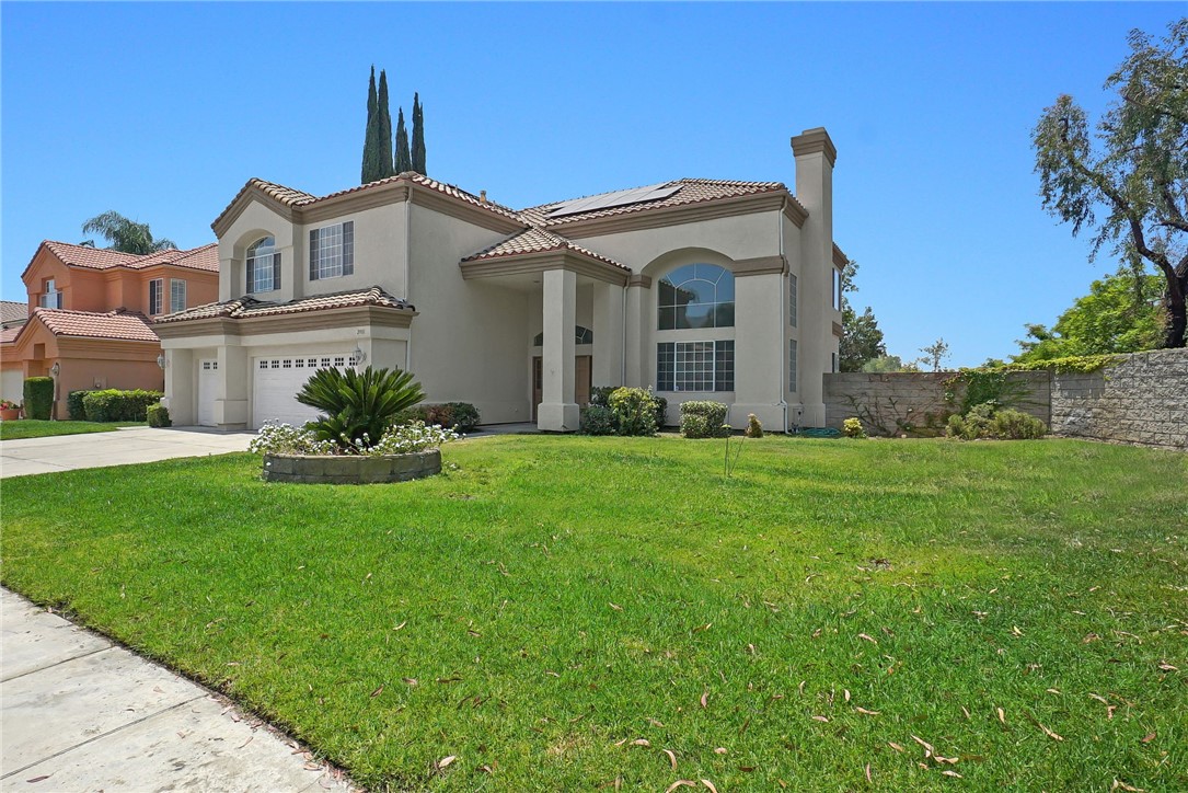 Detail Gallery Image 1 of 1 For 29111 Sandlewood Pl, Highland,  CA 92346 - 4 Beds | 3 Baths