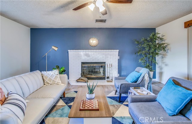 Detail Gallery Image 9 of 36 For 57442 Saint Marys Dr, Yucca Valley,  CA 92284 - 2 Beds | 2 Baths