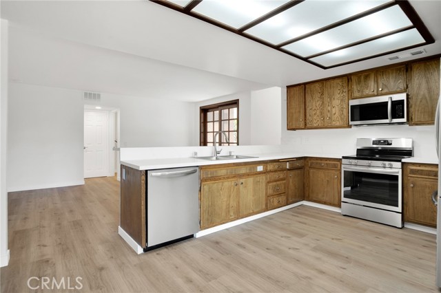 23310 Park Sorrento, Calabasas CA: https://media.crmls.org/medias/2aefea1e-3ff8-4480-9636-71d064dcd76a.jpg