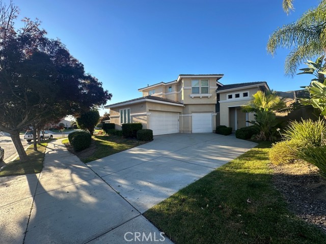 Detail Gallery Image 1 of 34 For 34046 Castle Pines Dr, Yucaipa,  CA 92399 - 4 Beds | 3/1 Baths