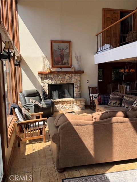 27647 Matterhorn Drive, Lake Arrowhead, CA 92352
