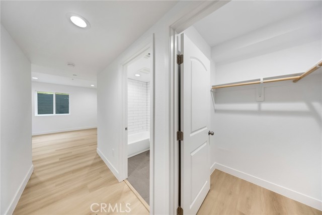 Image 30 of 62 For 3549 4th Street