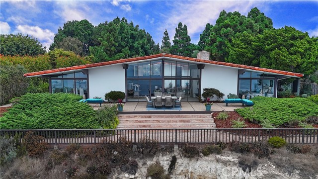 2733 Paseo Del Mar, Palos Verdes Estates, California 90274, 5 Bedrooms Bedrooms, ,3 BathroomsBathrooms,Residential,For Sale,Paseo Del Mar,SB24214415