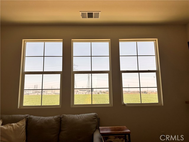 Detail Gallery Image 15 of 20 For 3939 S Sunrise Ave, Ontario,  CA 91761 - 4 Beds | 3 Baths