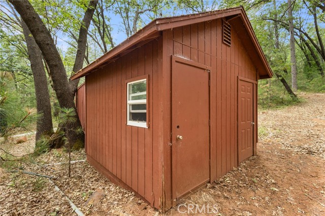 4940 Papaya Road, Forest Ranch CA: https://media.crmls.org/medias/2af26eab-a7bd-4831-8e6d-a8aced127b3f.jpg