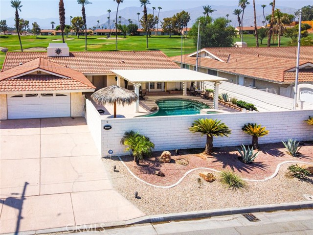 80205 Westward Ho Drive, La Quinta CA: https://media.crmls.org/medias/2af2ff2a-50df-46de-9eba-29c92288a999.jpg