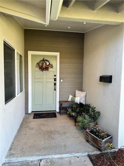 Detail Gallery Image 2 of 19 For 2925 Chestnut Ave, Costa Mesa,  CA 92626 - 3 Beds | 2 Baths