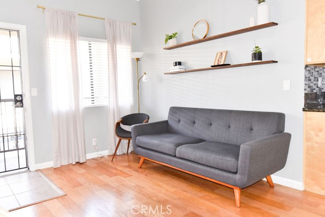 Detail Gallery Image 3 of 19 For 1070 Temple Ave, Long Beach,  CA 90804 - 1 Beds | 1 Baths