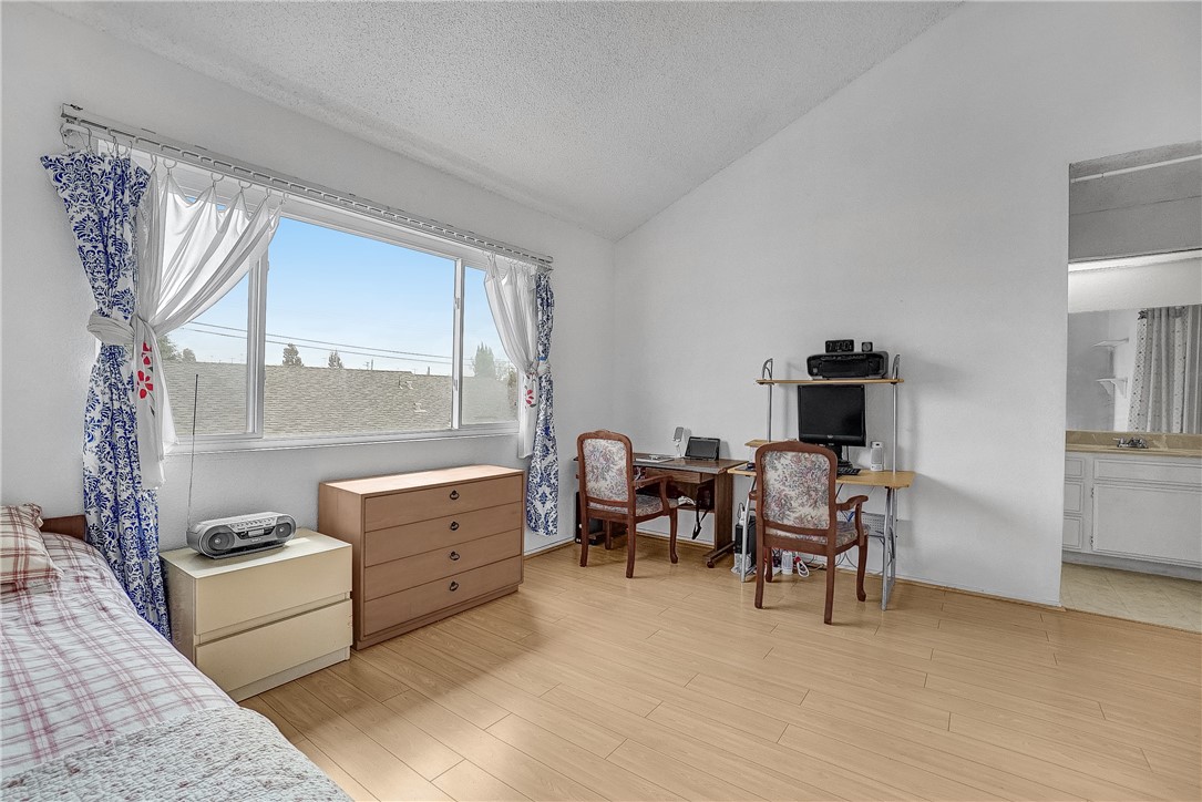 Detail Gallery Image 14 of 21 For 7352 Cerritos Ave #11,  Stanton,  CA 90680 - 2 Beds | 2/1 Baths