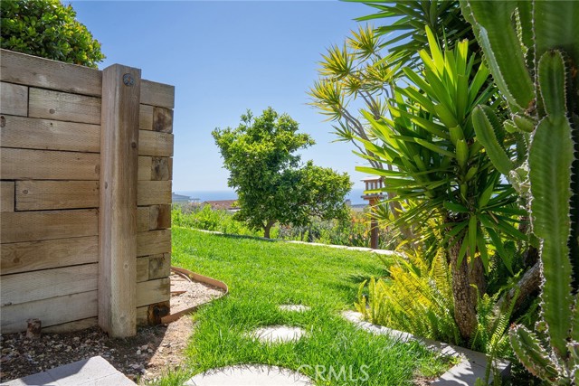 Detail Gallery Image 56 of 74 For 1155 Katella St, Laguna Beach,  CA 92651 - 3 Beds | 3/1 Baths