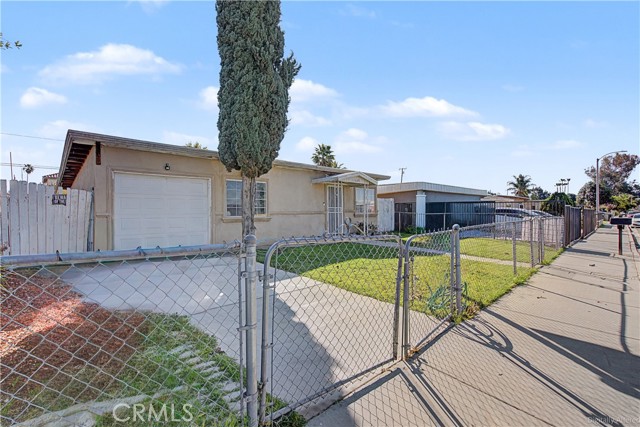 Detail Gallery Image 3 of 23 For 15048 Pepper Ct, Moreno Valley,  CA 92551 - 2 Beds | 1 Baths