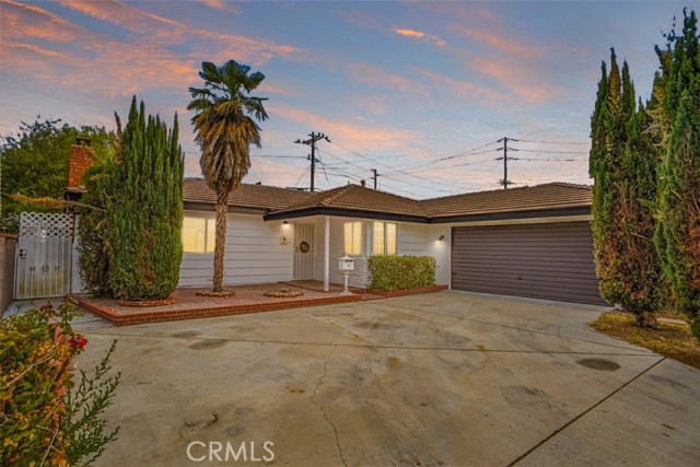 Detail Gallery Image 1 of 12 For 44414 Leatherwood Ave, Lancaster,  CA 93534 - 3 Beds | 2 Baths