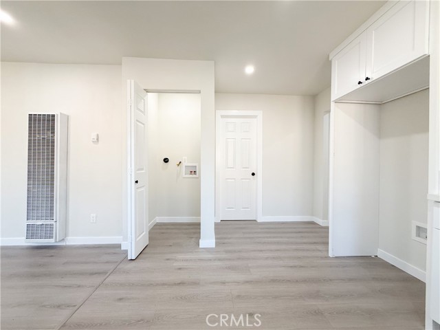 Detail Gallery Image 6 of 27 For 9323 Beach St, Los Angeles,  CA 90002 - 4 Beds | 2 Baths