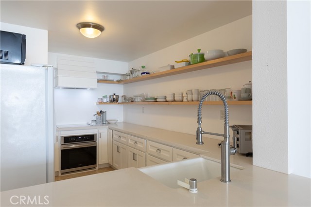 1750 E Ocean Boulevard, Long Beach CA: https://media.crmls.org/medias/2af65307-2314-4930-955c-692c1cdb414b.jpg