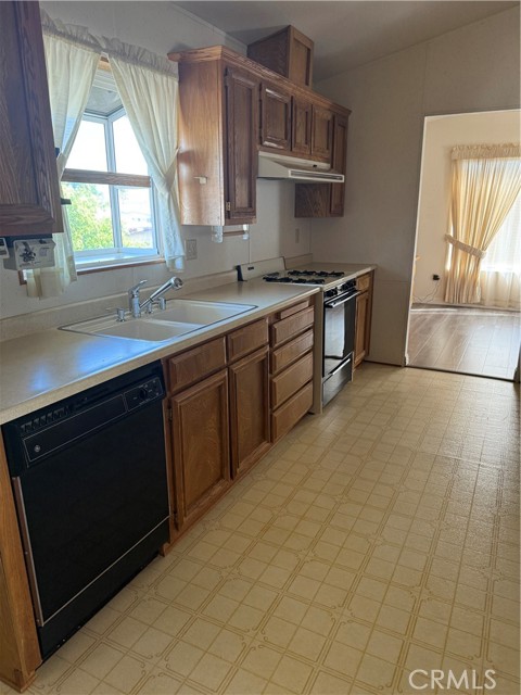 28929 Via Playa Del Rey, Murrieta CA: https://media.crmls.org/medias/2af65ea1-b520-46a0-8330-1ba1db7963fb.jpg