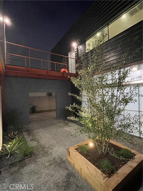 Detail Gallery Image 3 of 23 For 163 N Garden St, Ventura,  CA 93001 - 1 Beds | 2 Baths