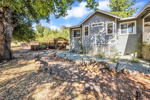 Detail Gallery Image 27 of 27 For 18217 Deer Hill Rd, Hidden Valley Lake,  CA 95467 - 3 Beds | 2 Baths