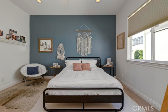 Detail Gallery Image 22 of 75 For 700 Avenue C, Redondo Beach,  CA 90277 - 5 Beds | 5/1 Baths