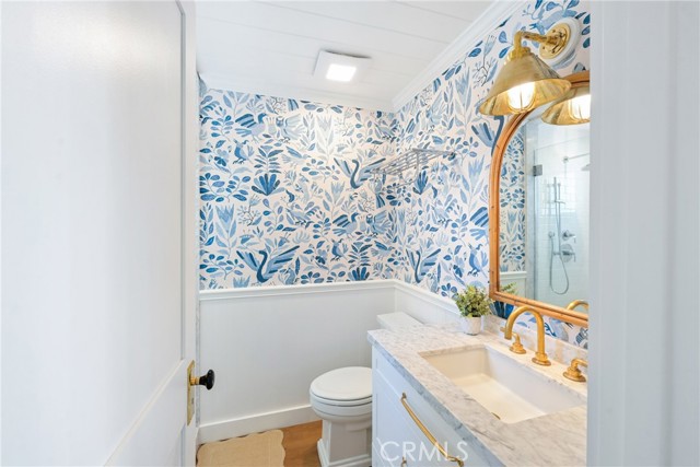 Detail Gallery Image 12 of 43 For 360 Cliff, Laguna Beach,  CA 92651 - 3 Beds | 3 Baths