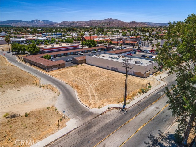 0 E. Lyons, Hemet CA: https://media.crmls.org/medias/2af87f17-2192-46d6-98c3-b20eeb8dc1b4.jpg