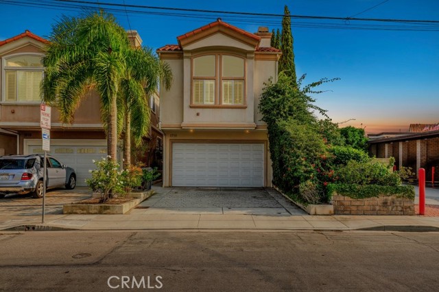 1710 Rockefeller Lane, Redondo Beach, California 90278, 3 Bedrooms Bedrooms, ,3 BathroomsBathrooms,Residential,Sold,Rockefeller,SB21181744