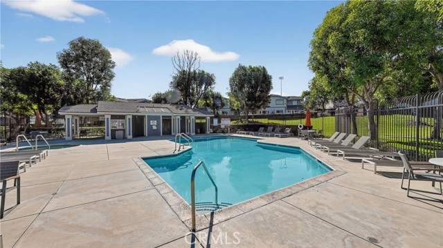 Detail Gallery Image 29 of 39 For 1761 Forum Way #D,  Corona,  CA 92881 - 3 Beds | 2/1 Baths