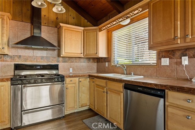 Detail Gallery Image 21 of 43 For 26568 Valley View Dr, Rimforest,  CA 92378 - 3 Beds | 2 Baths