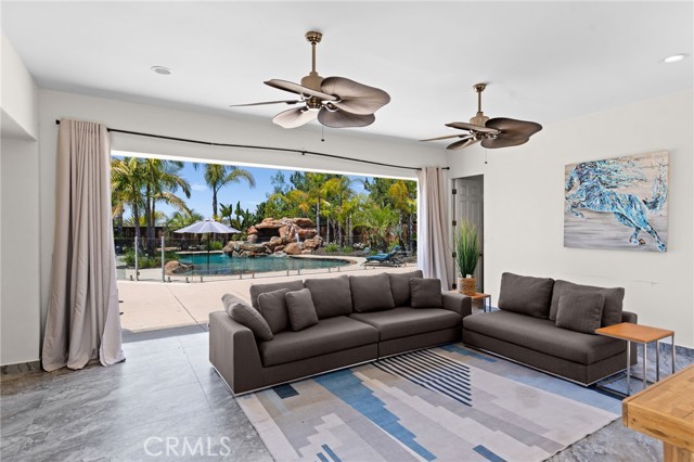 Image 52 of 48 For 15020 Applewood Court