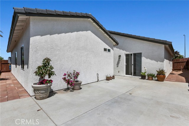 1921 Ybarra Avenue, Santa Maria CA: https://media.crmls.org/medias/2afb1c58-3f97-4a34-a848-130bb4c32cd8.jpg