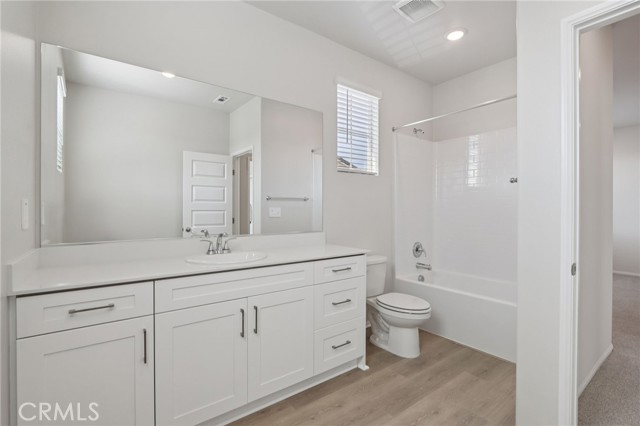 1110 Tropic Court, Redlands CA: https://media.crmls.org/medias/2afbba33-7791-4d72-8203-c0662a39415c.jpg