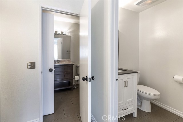 Detail Gallery Image 14 of 40 For 10504 Sunland Bld #5,  Sunland,  CA 91040 - 2 Beds | 1/1 Baths