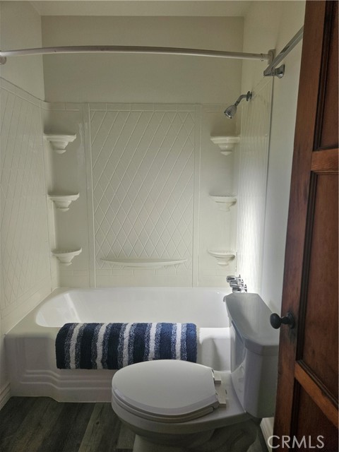 Image 3 of 6 For 3503 Fidler  