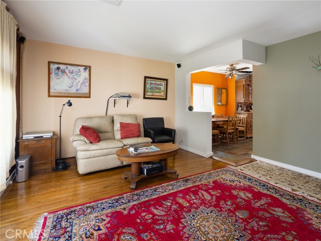 5526 W 118th Place, Hawthorne CA: https://media.crmls.org/medias/2afc4ecf-f5ed-4542-9a02-648052d27b84.jpg