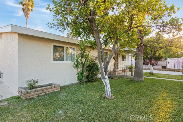 Detail Gallery Image 2 of 27 For 12918 Pinney, Pacoima,  CA 91331 - 3 Beds | 2 Baths