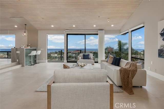 25102 Alicia Drive, Dana Point CA: https://media.crmls.org/medias/2afccceb-84af-49db-91d6-6a034d20f6b6.jpg