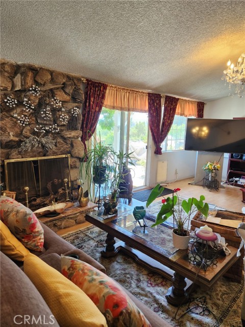 Detail Gallery Image 14 of 50 For 5551 Mason Ave, Woodland Hills,  CA 91367 - 7 Beds | 6 Baths